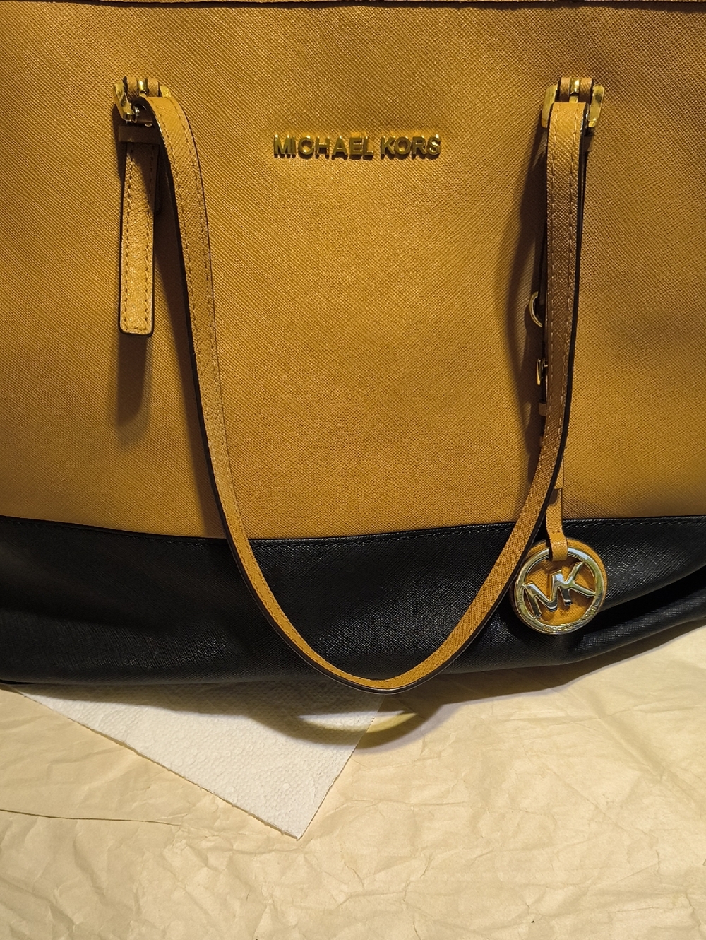 ✨ Low Start ✨Michael Kors Tote Bag - Picture 2 of 10